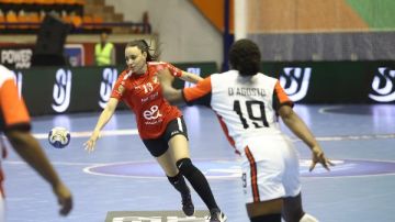 سيدات يد الأهلي يواجه الجمعية الرياضية التونسي بنصف نهائي بطولة أفريقيا لليد  سيدات يد الأهلي يواجه الجمعية الرياضية التونسي بنصف نهائي بطولة أفريقيا لليد