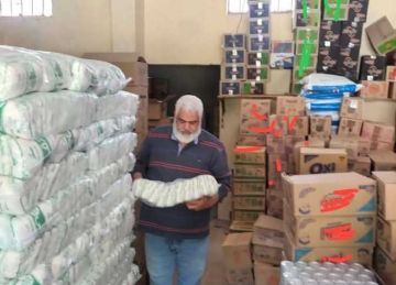 ضبط 5 أطنان مواد غذائية وأسماك مدخنة في حملات تفتيشية بالعاشر من رمضان ضبط 5 أطنان مواد غذائية وأسماك مدخنة في حملات تفتيشية بالعاشر من رمضان