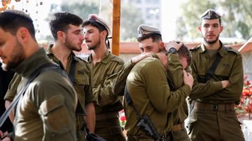 أزمة داخل جيش الاحتلال.. 35 جنديا ينهون حياتهم والحكومة تلجأ لتجنيد المرضى النفسيين