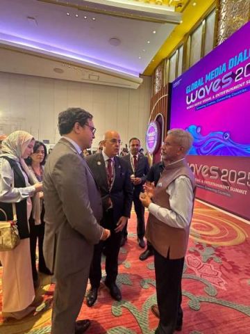 د.أحمد فؤاد هنو: الاستثمار في الابتكار الثقافي والتقنيات الحديثة هو السبيل لتعزيز تنافسية الصناعات الإبداعية في الاقتصاد العالمي