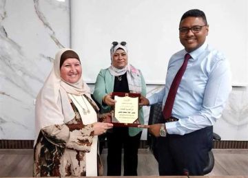 صحة البحر الأحمر تكرم أعضاء هيئة التمريض بالمحافظة صحة البحر الأحمر تكرم أعضاء هيئة التمريض بالمحافظة