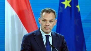 هولندا: قرار نتنياهو بشأن المساعدات لغزة معيب ولا يلبي الحد الأدنى هولندا: قرار نتنياهو بشأن المساعدات لغزة معيب ولا يلبي الحد الأدنى