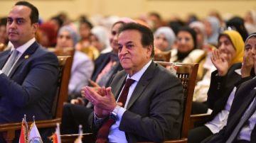 الصحة تعلن تعيين 261 طبيبا بمستشفيات ومعاهد الهيئة التعليمية