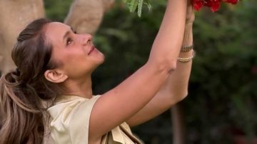 بدون مكياج.. نيللي كريم تخطف الأنظار بإطلالة طبيعية