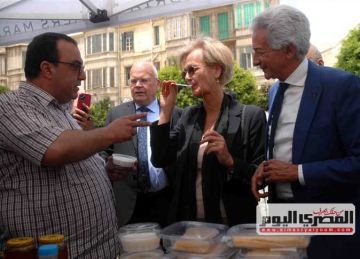 سفيرة الاتحاد الأوروبي من الإسكندرية: سوق المزارعين نموذج جيد للعمل المشترك