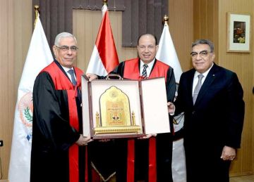 تقديرا لإسهاماته في دعم العدالة.. جامعة المنصورة تمنح النائب العام الدكتوراه الفخرية تقديرا لإسهاماته في دعم العدالة.. جامعة المنصورة تمنح النائب العام الدكتوراه الفخرية