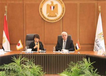  عاشور يبحث سبل التعاون مع وزيرة التعليم والثقافة اليابانية