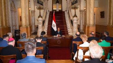 وزير الخارجية للسفراء الأوروبيين: حكم تاريخي يصون قدسية دير سانت كاترين ويعزز العلاقات مع اليونان