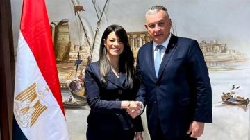 المشاط تبحث مع المفوض الأوروبي للشراكات الدولية تعزيز العلاقات الاقتصادية المشاط تبحث مع المفوض الأوروبي للشراكات الدولية تعزيز العلاقات الاقتصادية