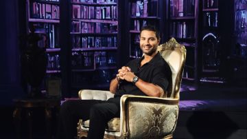 شكرا للجمهور جدا.. تعليق كريم فهمي بعد تكريمه في حفل توزيع جوائز كأس إنرجي للدراما 