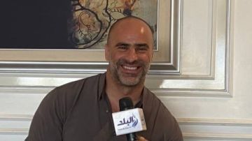 صالح عبد النبي يهنئ الزعيم عادل إمام بعيد ميلاده.. فيديو صالح عبد النبي يهنئ الزعيم عادل إمام بعيد ميلاده.. فيديو