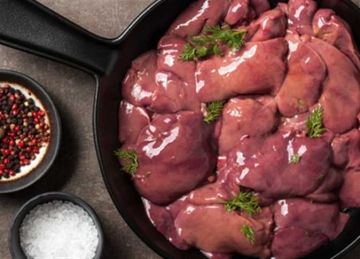 ماذا يحدث لجسمك عند تناول كبد الفراخ؟.. 4 فوائد للوجبة