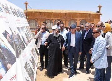  بعد العاصفة الرعدية .. مستشار رئيس الجمهورية يتفقد موقع أبو مينا الأثرية بالإسكندرية (صور)