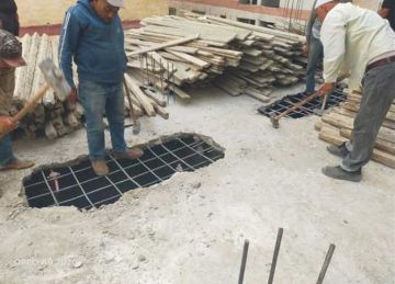 بـ الشاكوش والمرزبة .. إزالة طابق عقار مخالف بحي المنتزة ثان في الإسكندرية (صور) بـ الشاكوش والمرزبة .. إزالة طابق عقار مخالف بحي المنتزة ثان في الإسكندرية (صور)