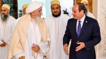 رابط روحي وتنموي.. الرئيس السيسي يستقبل سلطان البهرة ويشيد بجهود ترميم آل البيت فمن هم؟ رابط روحي وتنموي.. الرئيس السيسي يستقبل سلطان البهرة ويشيد بجهود ترميم آل البيت فمن هم؟