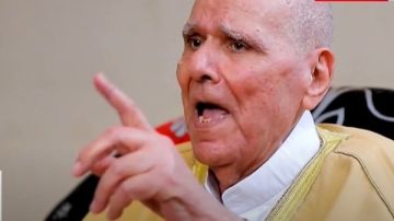 عمرها ما زعلته .. تفاصيل بكاء نعيم عيسى على زوجته الراحلة عمرها ما زعلته .. تفاصيل بكاء نعيم عيسى على زوجته الراحلة