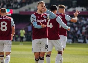 التشكيل الرسمي لـ مباراة وست هام ضد نوتنجهام فورست في الدوري الإنجليزي