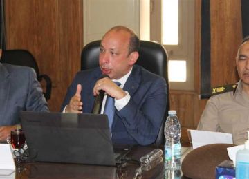 الموافقة على اعتماد اللائحة الدراسية لبرنامج الطب باللغة الفرنسية KAF بـ قصر العيني الموافقة على اعتماد اللائحة الدراسية لبرنامج الطب باللغة الفرنسية KAF بـ قصر العيني