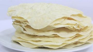 بكوبين دقيق .. طريقة عمل عجينة الرقاق الناشف والرقاق الطري في 10 دقائق بكوبين دقيق .. طريقة عمل عجينة الرقاق الناشف والرقاق الطري في 10 دقائق