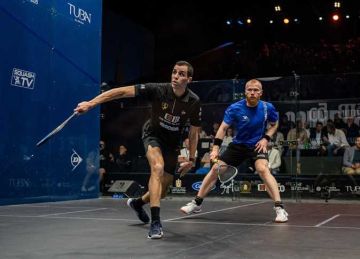  أعظم اللاعبين على الإطلاق .. رابطة محترفي الاسكواش تتغنى بـ علي فرج