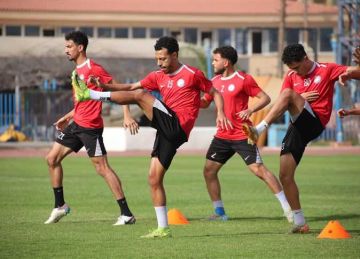 تدريبات شاقة للاعبي سموحة قبل مواجهة زد بختام تفادي الهبوط بالدوري (صور)