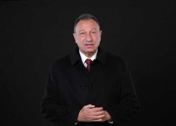 شريف عبدالفضيل يكشف سر غضب الخطيب منه بعد تعاقده مع الأهلي شريف عبدالفضيل يكشف سر غضب الخطيب منه بعد تعاقده مع الأهلي