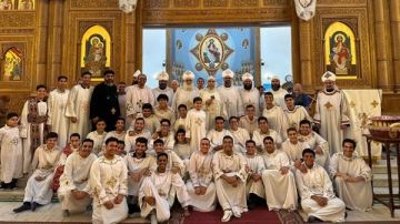 قداس واجتماع طلبة الثانوية العامة والدبلومات بأسوان