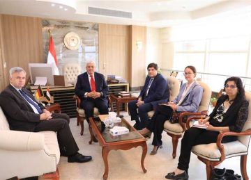 وزير التعليم العالي يبحث سبل تعزيز التعاون مع السفير الألماني وزير التعليم العالي يبحث سبل تعزيز التعاون مع السفير الألماني