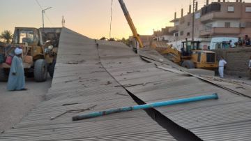 أخبار قنا سقوط سقف معدني فوق 30 سيارة بموقف قوص.. ومنح شهادة الاعتماد لـ36 مدرسة أخبار قنا سقوط سقف معدني فوق 30 سيارة بموقف قوص.. ومنح شهادة الاعتماد لـ36 مدرسة