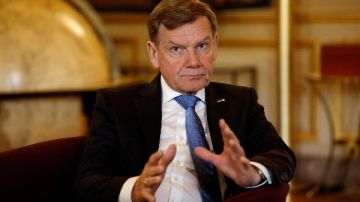 ألمانيا ترد على موسكو: دعم أوكرانيا دفاع عن القانون الدولي وليس تأجيجا للحرب ألمانيا ترد على موسكو: دعم أوكرانيا دفاع عن القانون الدولي وليس تأجيجا للحرب