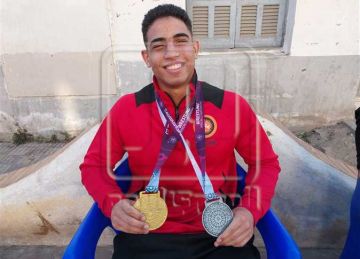 احتفلت بالبطولة مع والدتي وأستعد لبطولة بلغاريا.. يحيى الجمل بطل جديد يظهر في سماء المصارعة احتفلت بالبطولة مع والدتي وأستعد لبطولة بلغاريا.. يحيى الجمل بطل جديد يظهر في سماء المصارعة