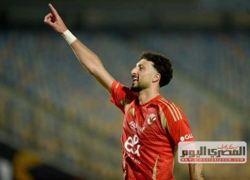 وسام أبوعلي يسجل الهدف الأول لـ الأهلي ضد فاركو في الدوري المصري (فيديو) وسام أبوعلي يسجل الهدف الأول لـ الأهلي ضد فاركو في الدوري المصري (فيديو)