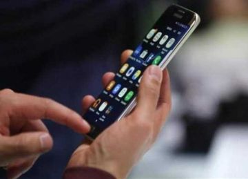 ضبط شخصين بتهمة خطف هاتف محمول من مواطن أثناء سيره في شبرا الخيمة