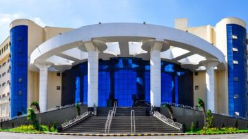 فريق طبي بجامعة كفر الشيخ ينقذ 3 أشخاص من فقدان البصر