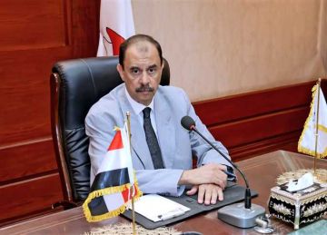 محافظ سوهاج يحيل واقعة مناقصة توريد كاميرات مراقبة بمديرية التعليم إلى النيابة