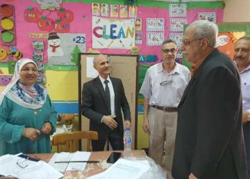 وكيل تعليم القليوبية يتفقد مركز توزيع أسئلة الدبلومات الفنية