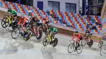 انطلاق بطولة إفريقيا للمضمار بمنافسات الباراسيكل بمشاركة 4 دول انطلاق بطولة إفريقيا للمضمار بمنافسات الباراسيكل بمشاركة 4 دول