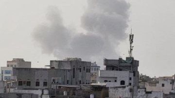 جيش الاحتلال يقصف 3 موانئ يسيطر عليها الحوثيون في اليمن