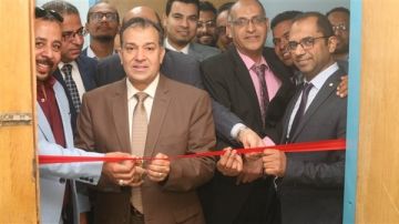 رئيس جامعة جنوب الوادي يفتتح وحدات طبية متخصصة بمستشفى المعبر الجامعى رئيس جامعة جنوب الوادي يفتتح وحدات طبية متخصصة بمستشفى المعبر الجامعى