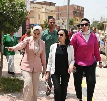 محافظ البحيرة تجري جولة تفقدية بقرية زاوية صقر لمتابعة مشروعات حياة كريمة .. صور