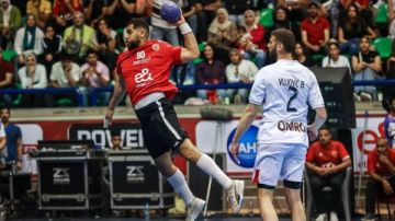 كأس الكؤوس الإفريقية لليد أحمد عادل: البطولة ختام مثالي لموسم رائع