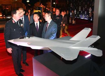 القوات الجوية تحتفل بمرور 45 عاما على انضمام طائرة كاتيك الصينية للجيش المصري