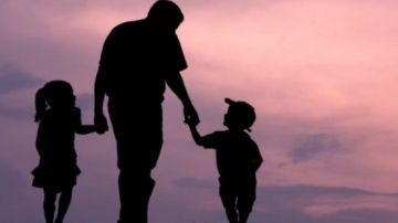 هل يرث الولد من التبني حال تقسيم الميراث.. أزهري يجيب