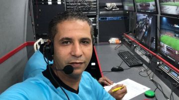 عاشور وعزب حكما تقنية الفيديو لمباراة جنوب إفريقيا والكونغو.. وشاهندة رابعا لنيجيريا والسنغال عاشور وعزب حكما تقنية الفيديو لمباراة جنوب إفريقيا والكونغو.. وشاهندة رابعا لنيجيريا والسنغال