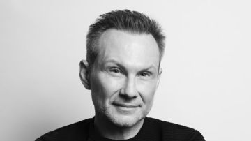 تكريم كريستيان سلاتر بنجمة في ممشي المشاهير بهوليوود