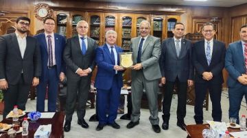 جامعة الأزهر تبحث سبل التعاون العلمي مع سفير أذربيجان