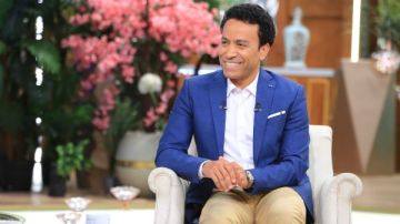 سامح حسين: تكريمي من الرئيس السيسي شرف لي.. وكنت أبكي يوميا بسبب قطايف سامح حسين: تكريمي من الرئيس السيسي شرف لي.. وكنت أبكي يوميا بسبب قطايف