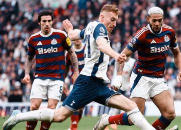 كولوسيفسكي يزيد أوجاع توتنهام قبل نهائي الدوري الأوروبي أمام مانشستر يونايتد