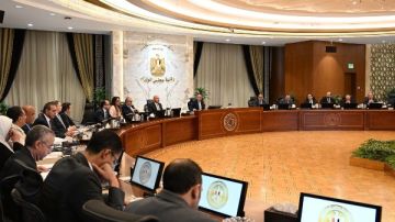 العشري: دعم الشحن للأسواق الاستراتيجية وتوسيع مظلة التصدير ضرورة وطنية