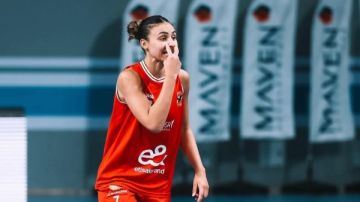 سيدات سلة الأهلي يواجه سبورتنج في نهائي دوري السوبر سيدات سلة الأهلي يواجه سبورتنج في نهائي دوري السوبر